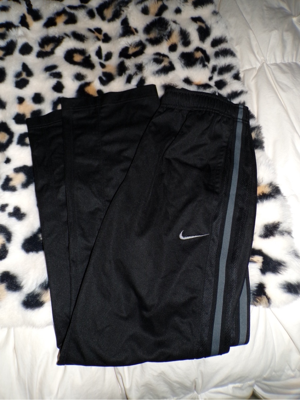 men’s nike track pants